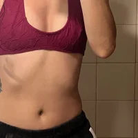 Merlina222 Adlı Modelin Avatarı