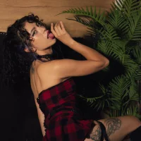 chloeadamss's Profile Pic