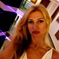 Foto do avatar de RoseWhiteLove