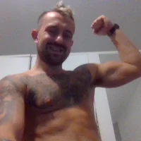 Ảnh đại diện của Bisexualslut32