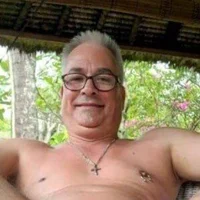 nacktebaresau avatarképe