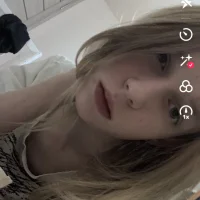 mollylerty 的個人資料圖片