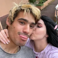 hotcouple2003's Profile Pic