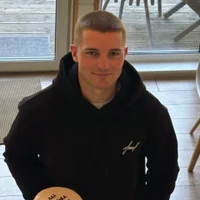 Your_Claddagh's Profile Pic