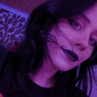 EdithGuy's Profile Pic