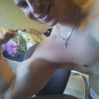 Yakoozya's Profile Pic