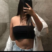 -Layali's Profile Pic