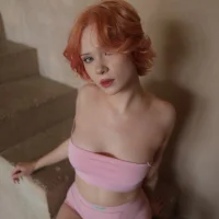 Molly_Wett_Pussy's Avatar Pic