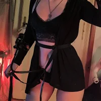 Adriannaaa's Avatar Pic