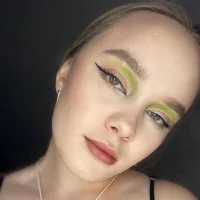 Gambar Profil DollyBestwick