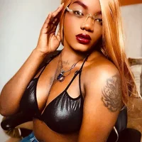 Mia_boobs24's Avatar Photo