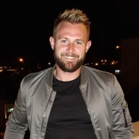 BURNITのアバター写真