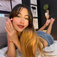 Zoe_and_Anto webcam