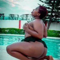 bigbutti_naomi's Avatar Pic