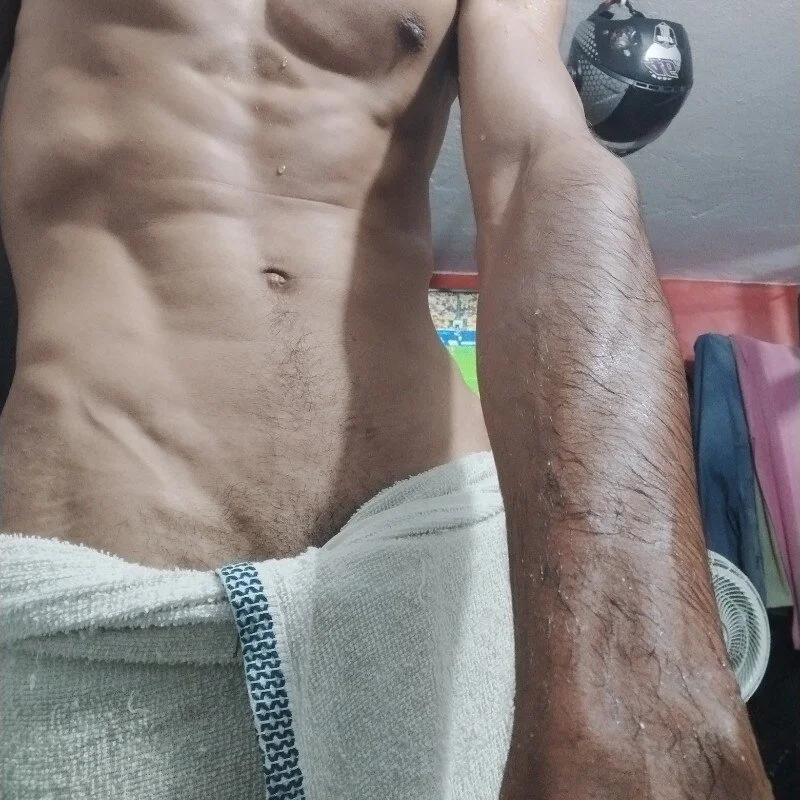 jhogigolo0880 profile photo