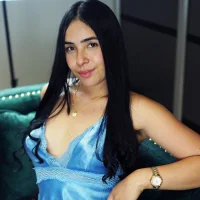 LaurendPink's Avatar Pic