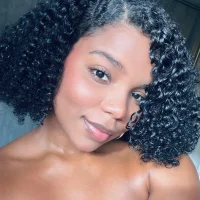 Chanell_mina