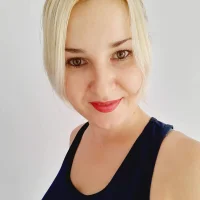 LinaDream's Profile Pic