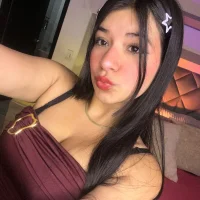 AnnyRosse_699's Avatar Pic