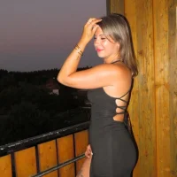 RealLadyDianna's Avatar Pic