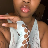 8Jessica0's Profile Pic