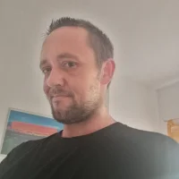 janikJam's Profile Pic