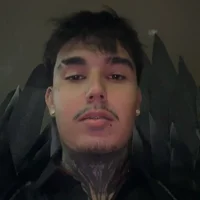 PrettyBoy_2412's Profile Pic