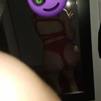 תמונת פרופיל של 2nymphoxx