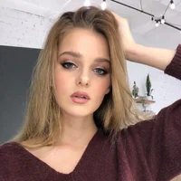 Anna_Young's Profile Pic