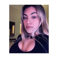 sweetgirl-22's Profile Pic