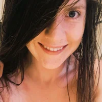 PrettyEyedMILFY's Profile Pic