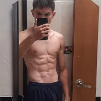 tayler_m's Profile Pic