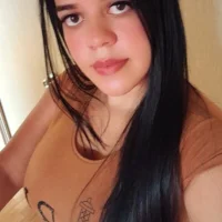 camive1528 的个人资料图片