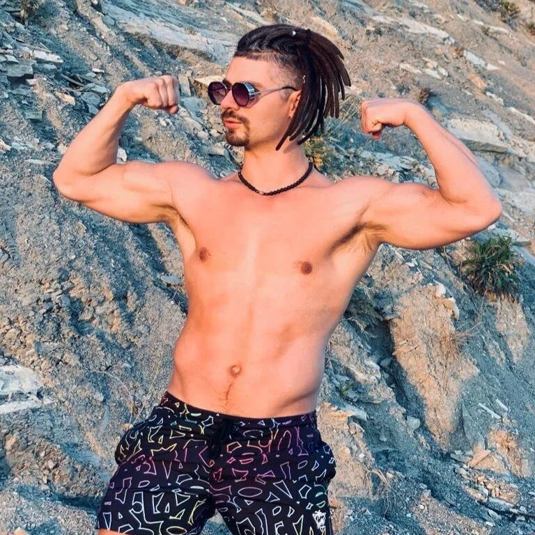 Aestheticguy101 live cam profile