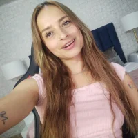 runa_brown's Profile Pic