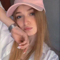 EvaWhites's Profile Pic