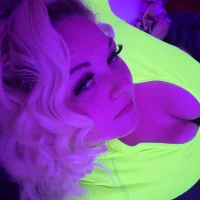 flygurl313's Profile Pic