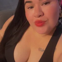 Mariel_003's Profile Pic