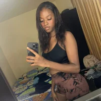 CholeBrunet's Profile Pic