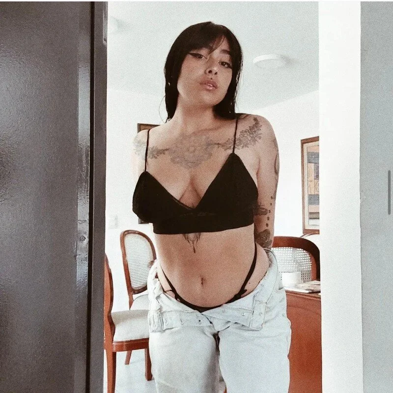 Lulu-21 Stripchat profile image