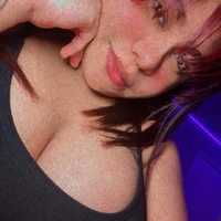 Alexarojas_29's Profile Pic