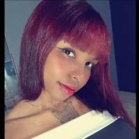 LorenaYounglove 頭像圖片