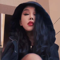 ladyfengyeS010's Avatar Pic