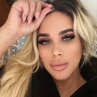 صورة الملف الشخصي لـ Elizahjk