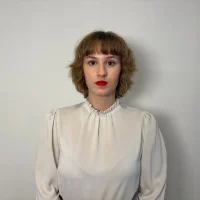 LynnaAkey's Profile Pic