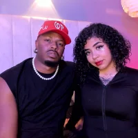 Gambar Profil roxanne_maxx