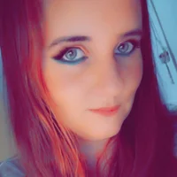 reebee208's Profile Pic