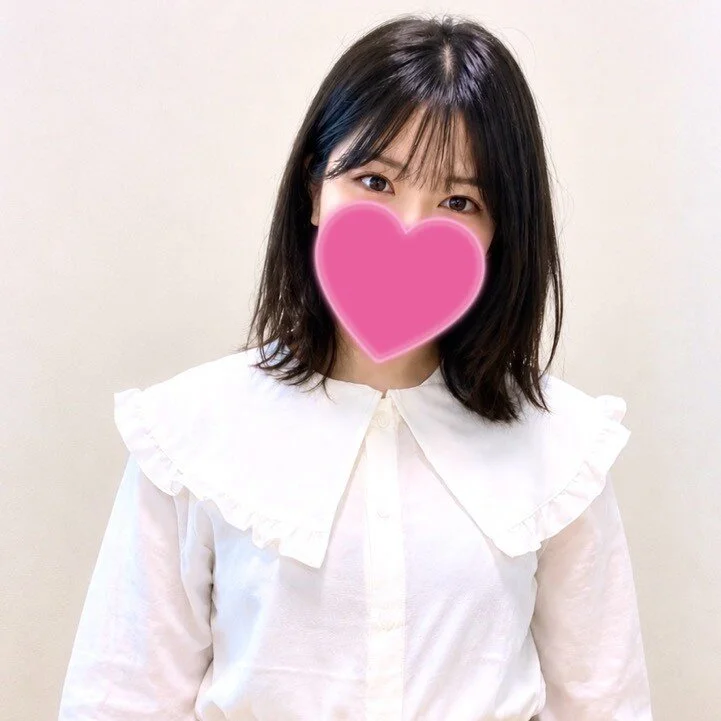 mona_19 profile photo