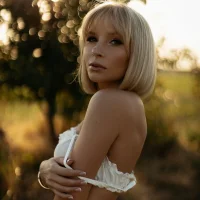 Thalina_Flame's Avatar Pic