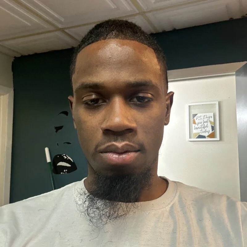 pussyeater_- profile photo